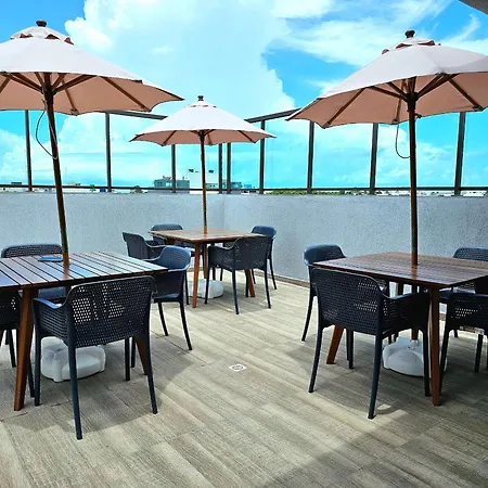Edf. Porto Prime No Centro De Porto Com E Sem Piscina Privativa By Hm Apartment Porto de Galinhas Exterior photo